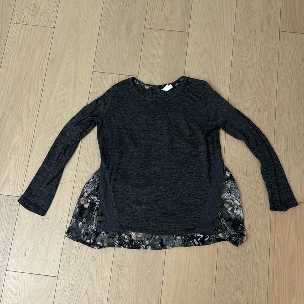 Grey floral back high low shirt